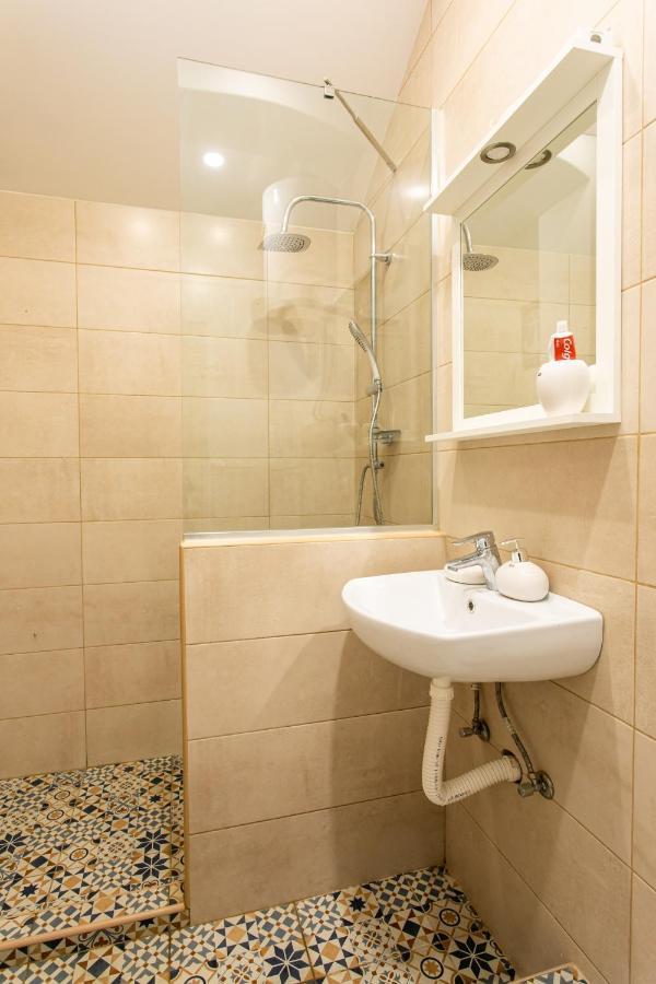 Seosko Domacinstvo Pustolov Apartment Stari Banovci Екстериор снимка