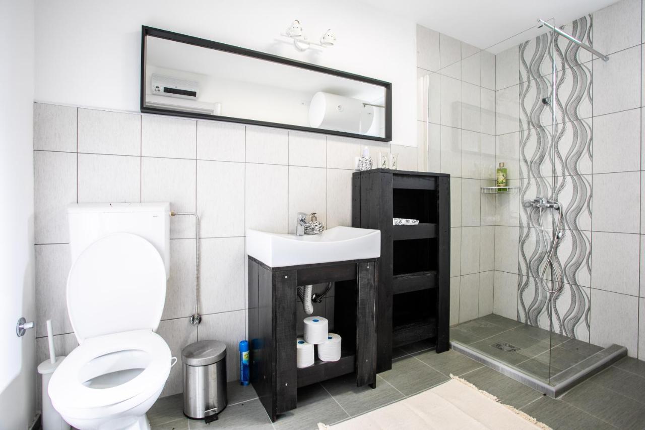 Seosko Domacinstvo Pustolov Apartment Stari Banovci Екстериор снимка